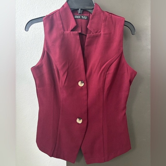 SHEIN Tops - SHEIN Burgundy Notched Collar Vest Top | NWOT Dark Red Button Front Waistcoat